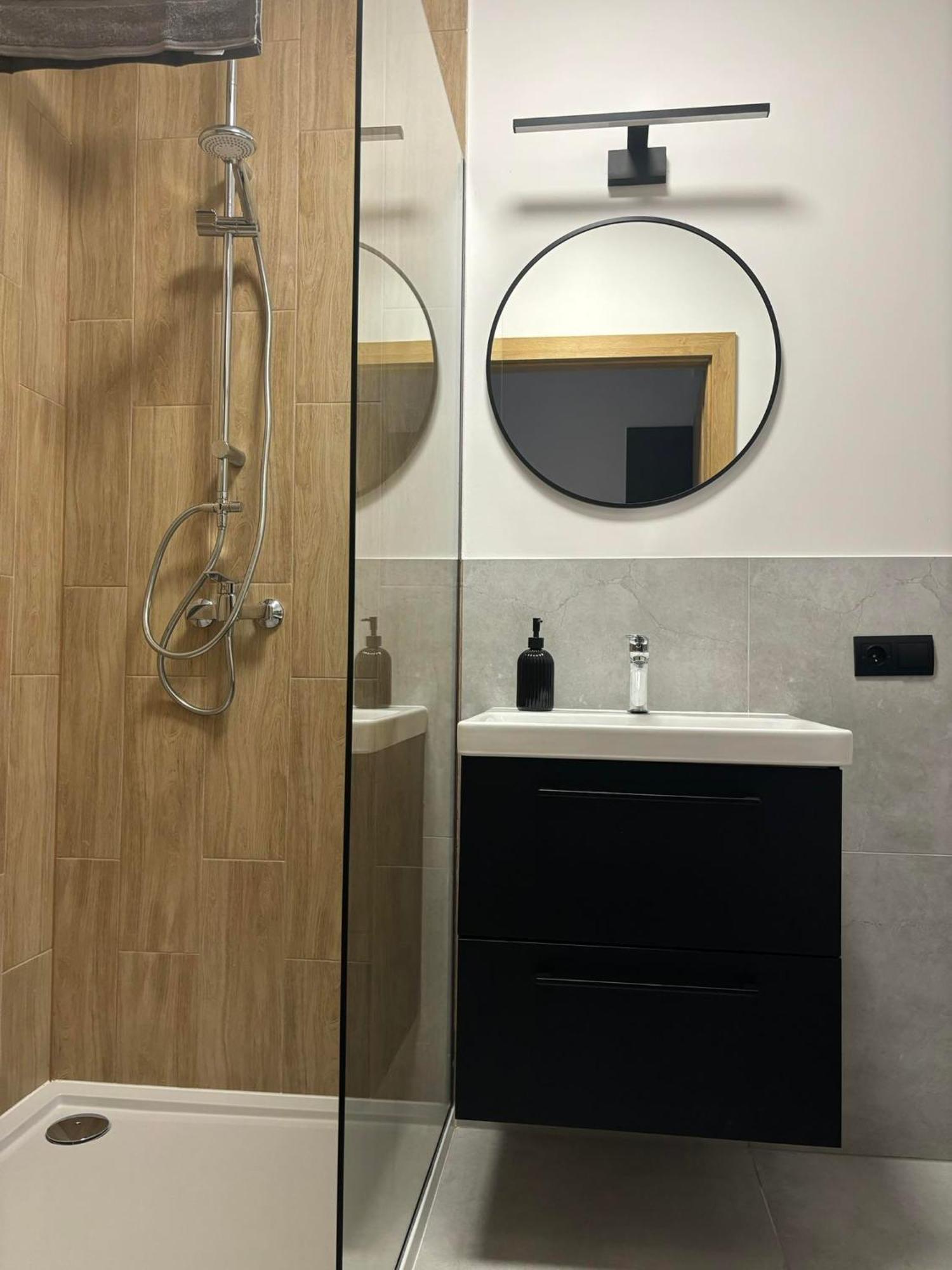 Apartament Black ปาสเวค ภายนอก รูปภาพ